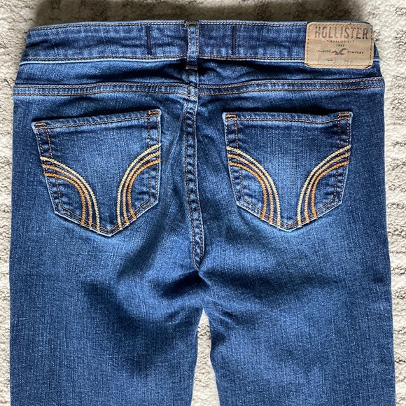•Hollister• Slim Bootcut Jean - Picture 5 of 16